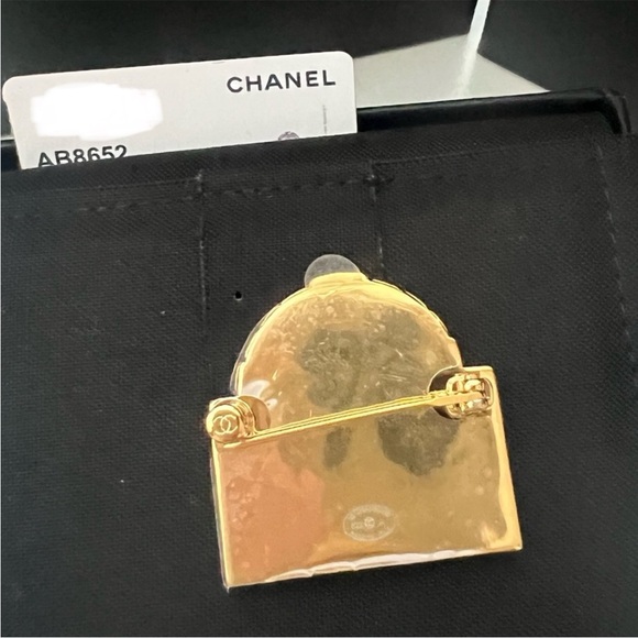 🔥CHANEL RUE CAMBON Brooch - Picture 5 of 5